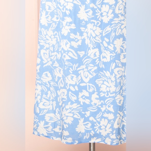 Sugarlips Allegra Floral Blue and White Midi Dress like Reformation - Picture 9 of 16